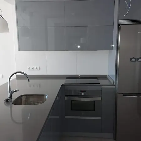 Precioso Apartamento Nuevo Con Vistas Al Mar Apartment *